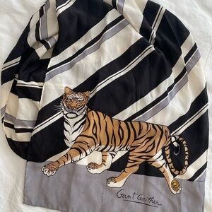 Vintage- Gant Gaither Silk Tiger Stripe Skinny Scarf